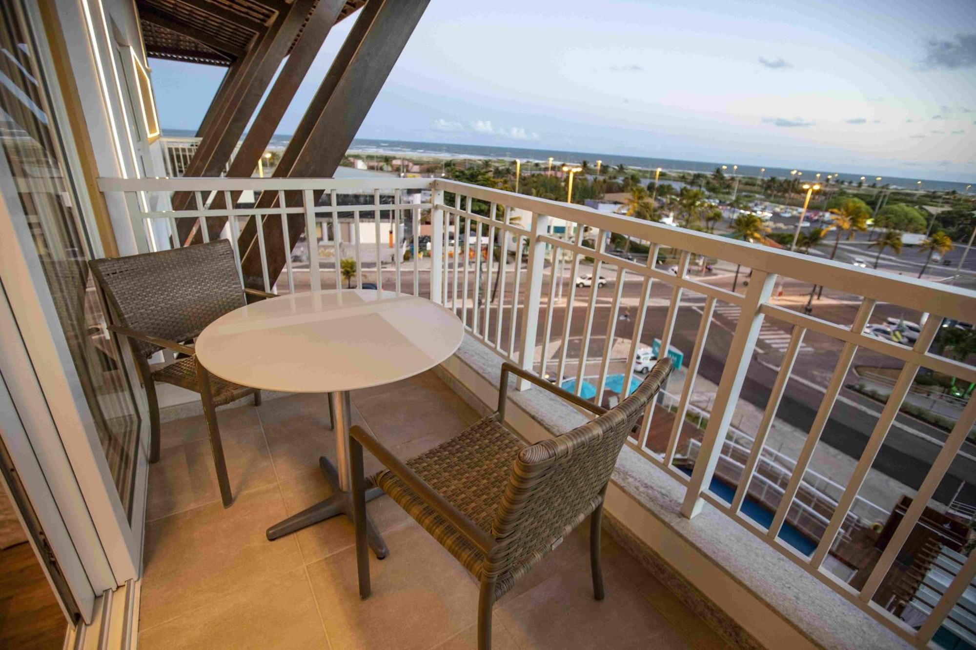 Vidam Hotel Aracaju - Transamerica Collection Eksteriør billede A balcony